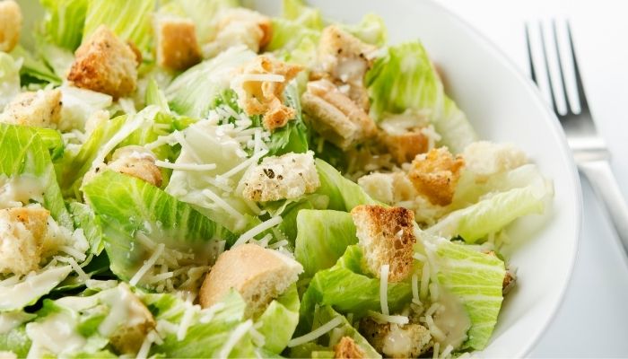 Salada Caesar