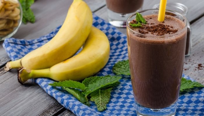 Smoothie de chocolate e banana