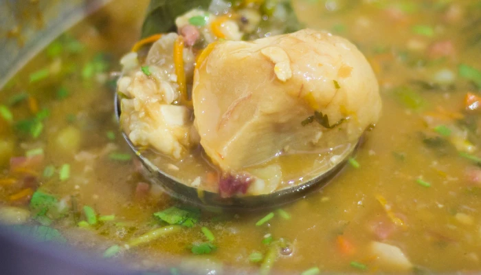 caldo de mocotó