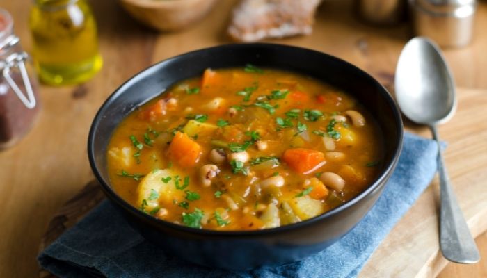 Como fazer uma sopa de feijão